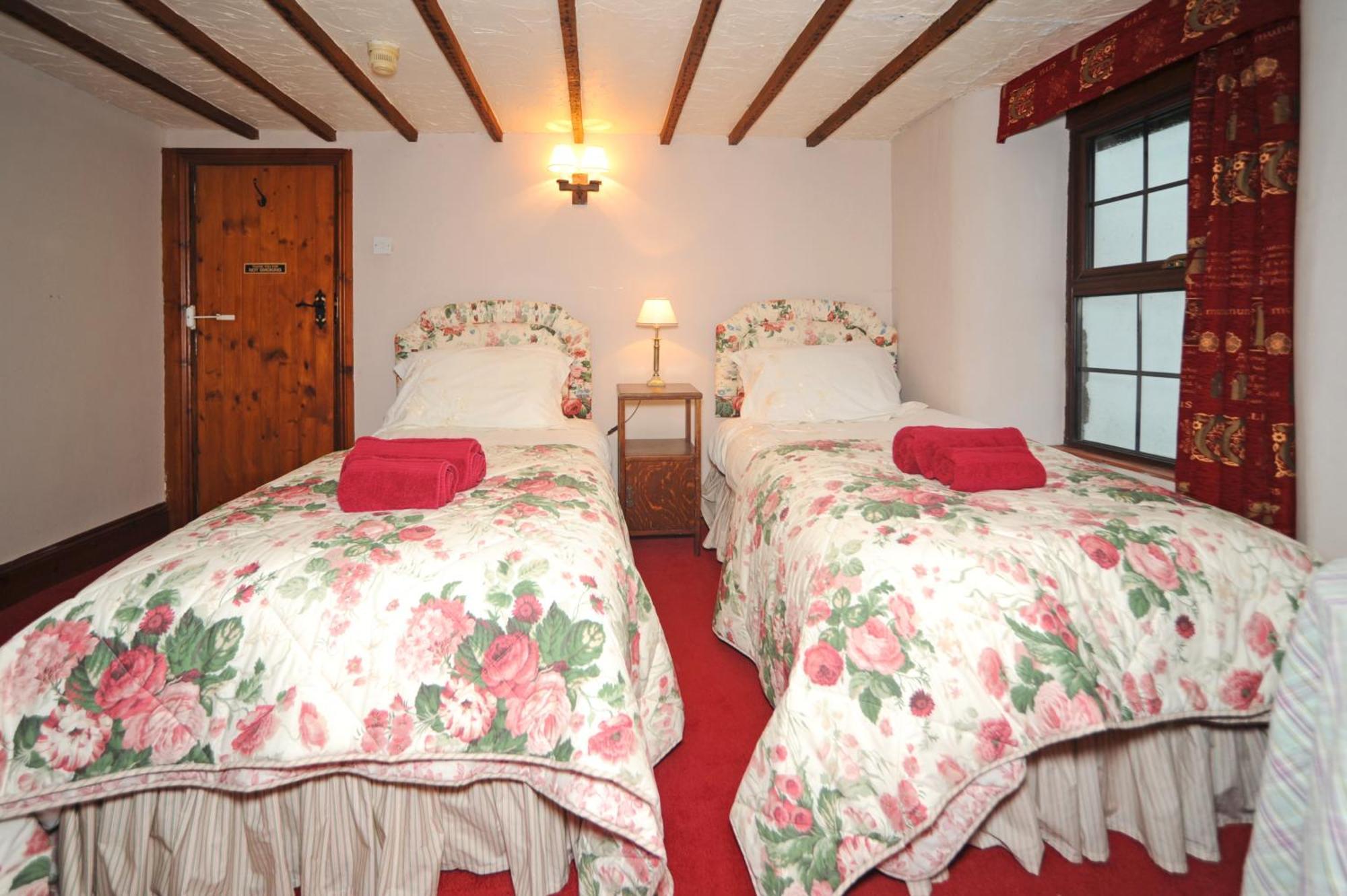 The West Country Inn Clovelly Exteriör bild