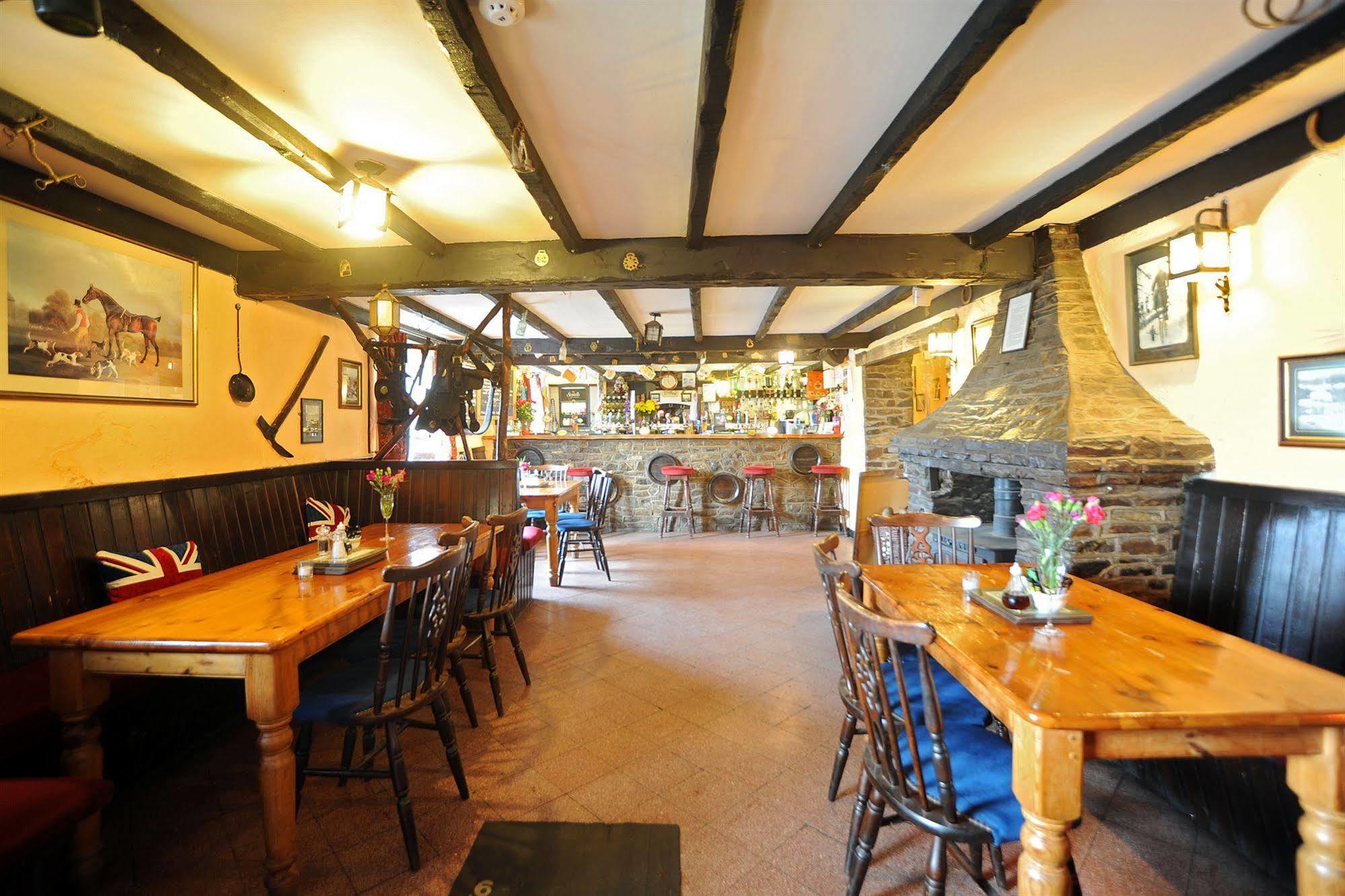 The West Country Inn Clovelly Exteriör bild